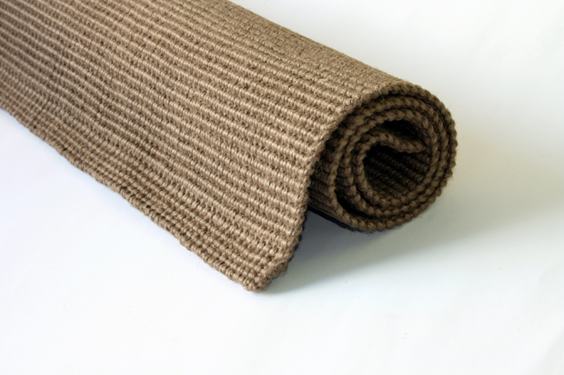 שטיח חבל איכותי במגוון צבעים. במידות  60*90 ס"מ 